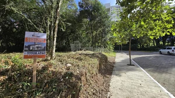 Terreno em Loteamento Central com 387 m²