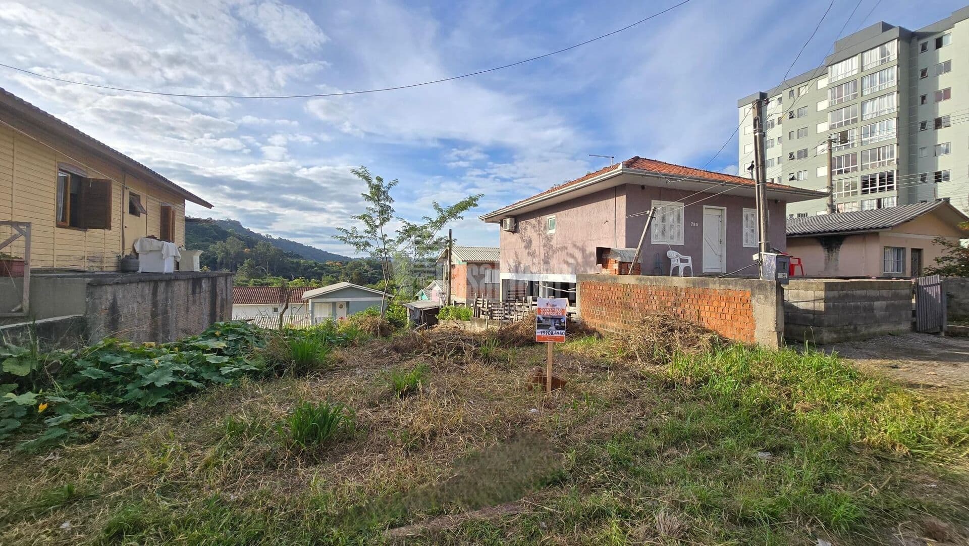 Terreno plano a venda no Bairro Vila Nova 2