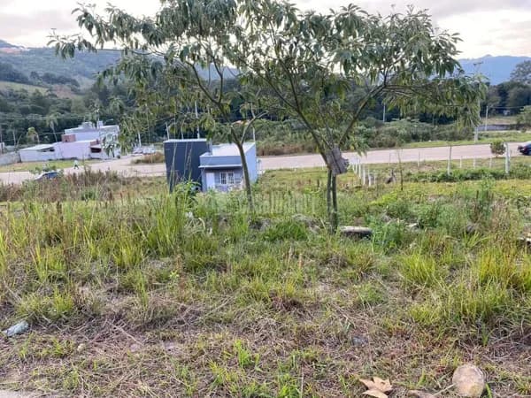 Terreno à venda no bairro Vila Nova II em Bento Gonçalves/RS