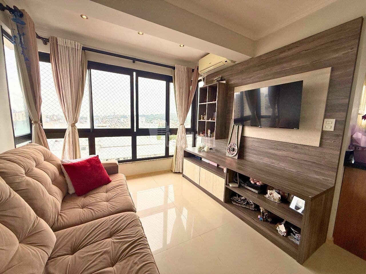 Apartamento de 3 dormitórios com suíte e 2 vagas