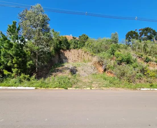 Terreno à venda no bairro São Roque em Bento Gonçalves/RS