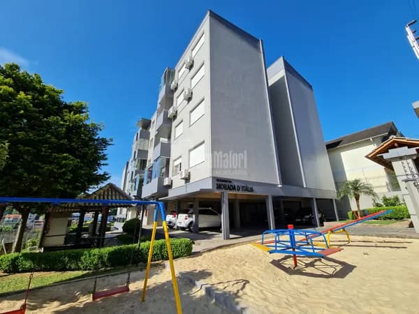 Apartamento com 2 Dormitórios e sacada