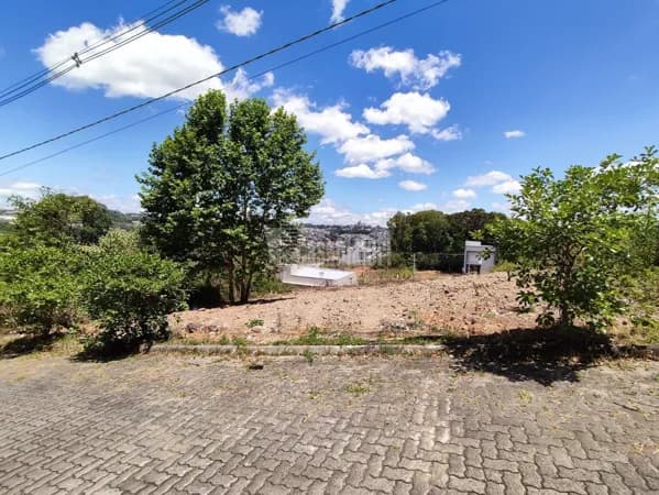 Terreno à venda no bairro Universitário em Bento Gonçalves/RS