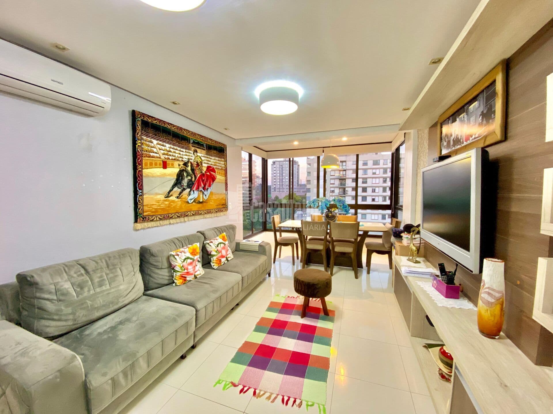 Apartamento de 2 dormitórios com suíte no Centro