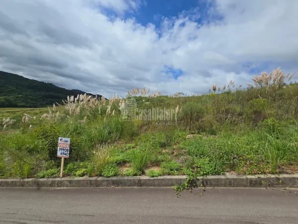 Terreno à venda no bairro Barracão em Bento Gonçalves/RS