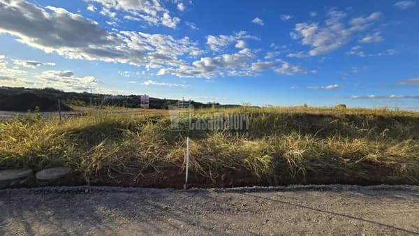 Terreno à venda no bairro São Valentin em Bento Gonçalves/RS