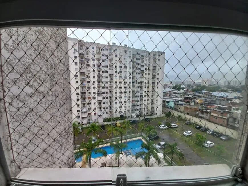 More ao lado do Norte shopping em apto de 2 quartos com suíte, banheiro social, sala grande, varanda e vaga de garagem.