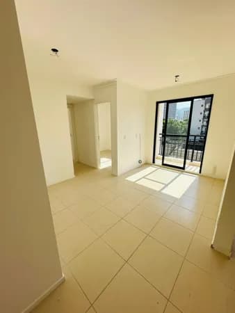 Apartamento de 2 quartos com suíte, varanda e vaga no Andaraí, perto de tudo