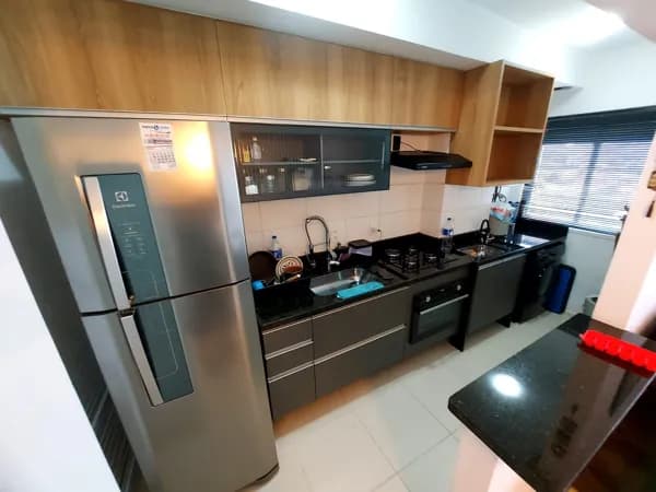 Rio Parque- Cond. Carioca Residencial - Apto de 2 qts com suíte, varanda e vaga
