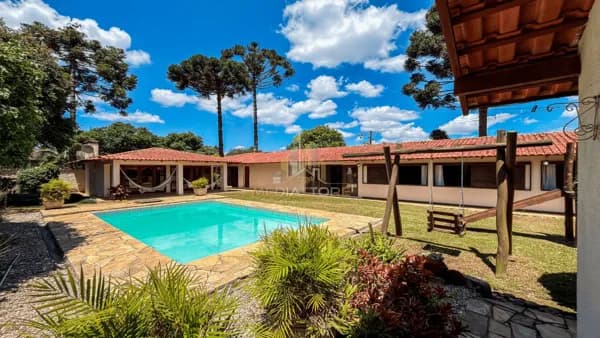 Casa Alto Padrão c/ piscina aquecida com 407m² de área privativa