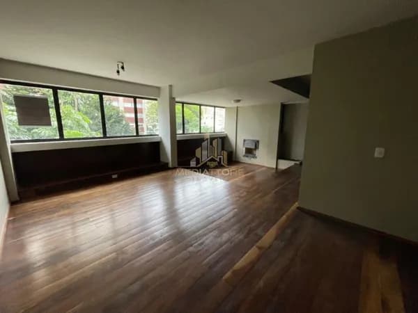 Apartamento 3 quartos (1 suíte) - 2 vagas - Bigorrilho - Curitiba/PR