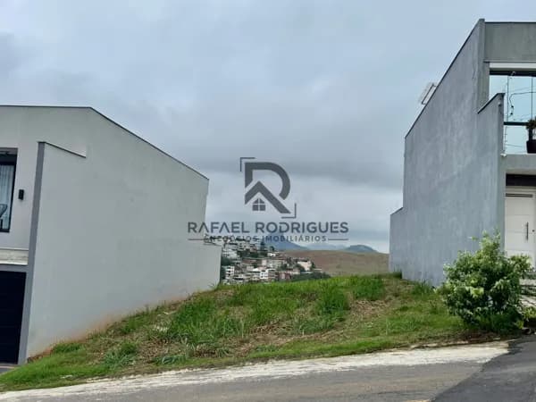 Lote/Terreno em Muriaé - Villa Real