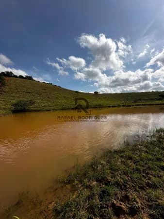 Fazenda/Sítios/Chácaras em Laranjal - Centro