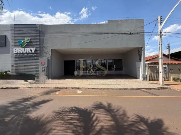 Galpão/Depósito/Armazém em Jataí - Vila Santa Maria