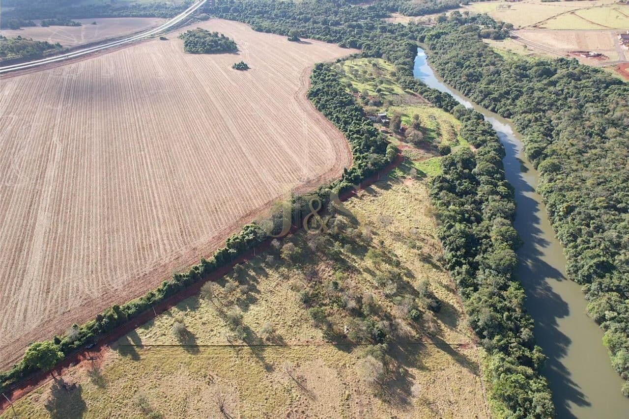 Á rea para rancho à beira do Rio Claro,6m do centro da cidade, em Jataí, Jataí/GO