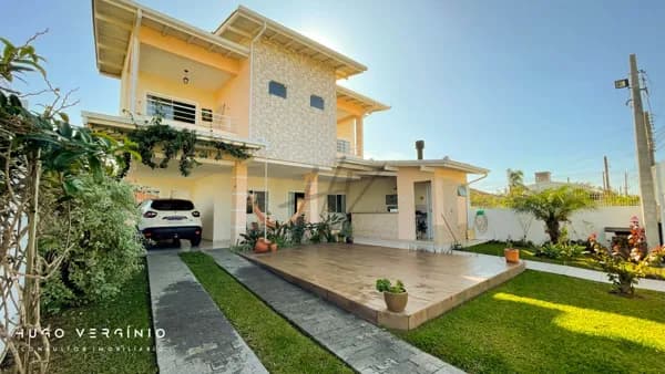 Casa com 5 suites na Praia do Sonho, Pinheira - Palhoça/SC