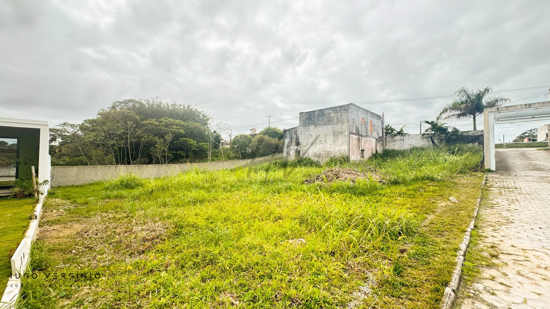 Terreno de 650m² Moçambique do Rio Vermelho, Florianópolis/SC