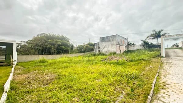 Terreno de 650m² Moçambique do Rio Vermelho, Florianópolis/SC