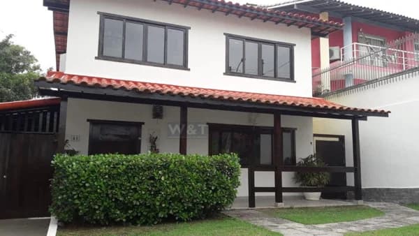 Casa Padrão para Venda e Aluguel em Sape Niterói-RJ