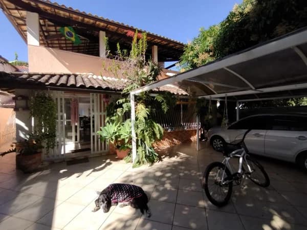 Casa Alto Padrão para Venda em Maralegre Niterói-RJ