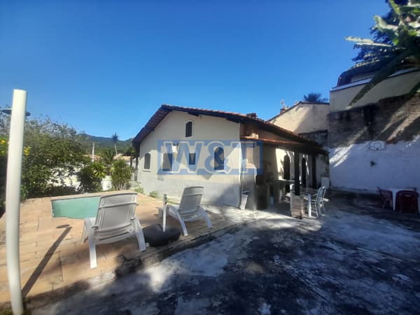 Casa 3 qts com Piscina