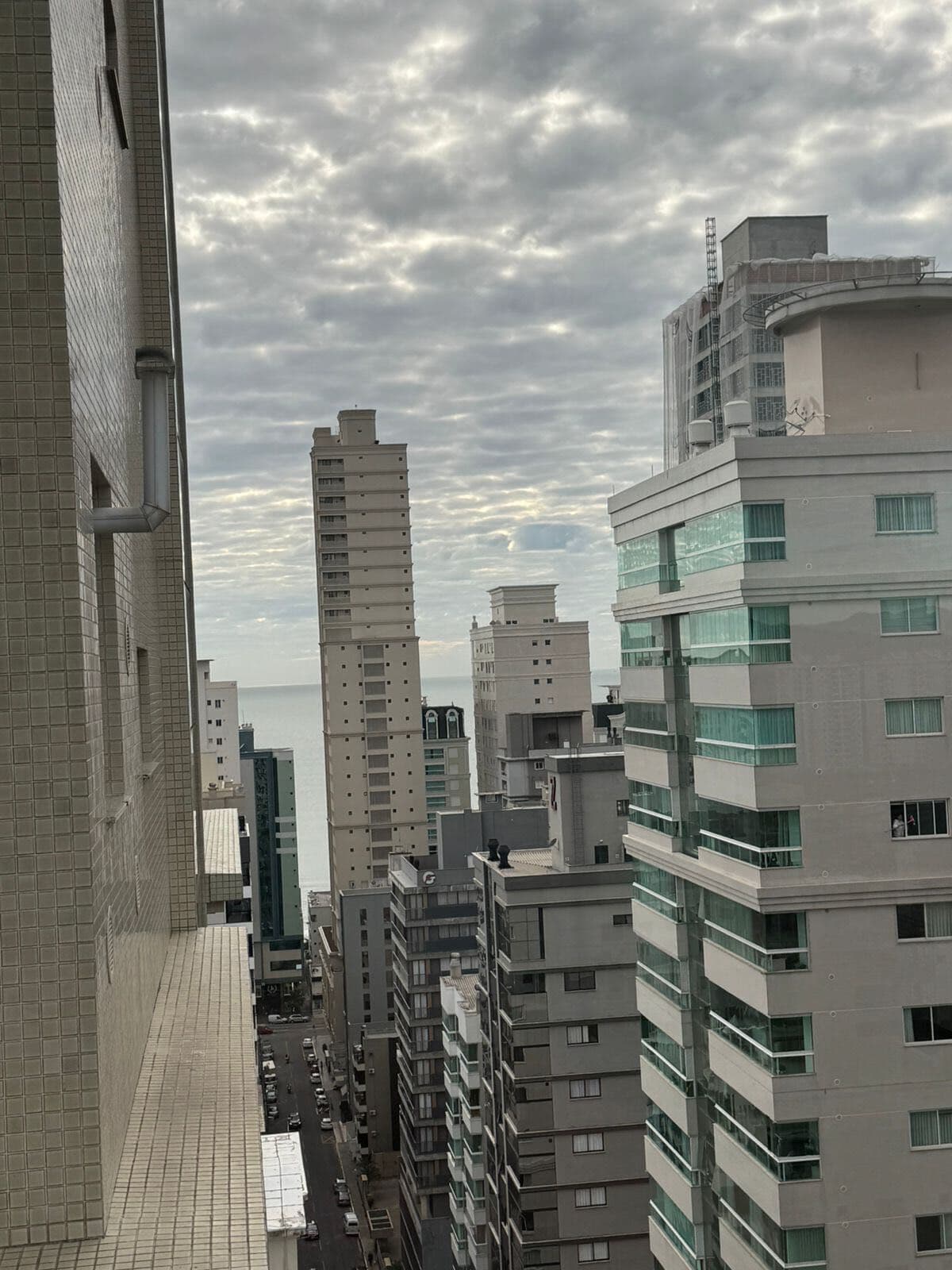 Apartamento Alto Padrão frente segunda avenida