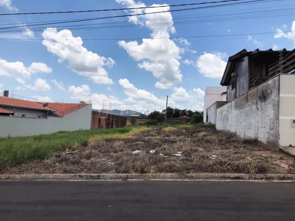 Lote/Terreno à Venda, 160 m² no Bairro Santa Clara ll