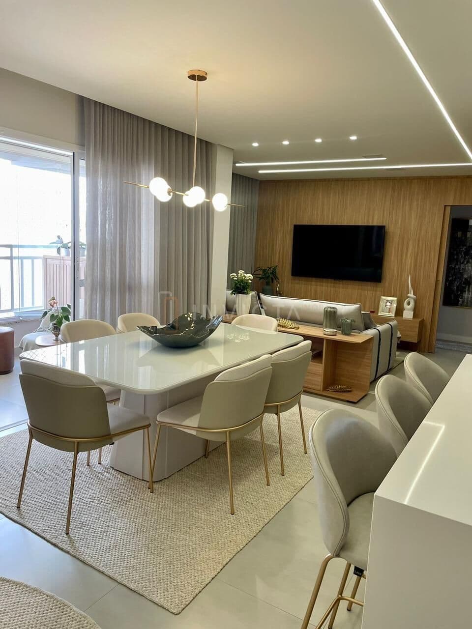 Apartamento Alto Padrão, Front Lake