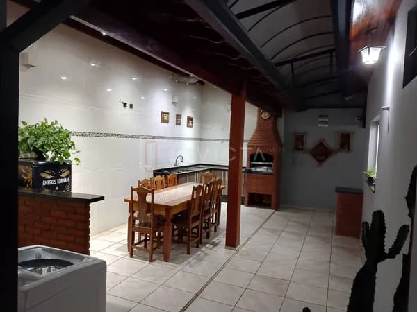 Casa com 3 Suítes, Jardim Cidade Azul