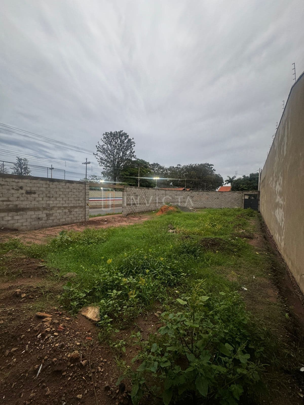Terreno de Esquina no Floridiana