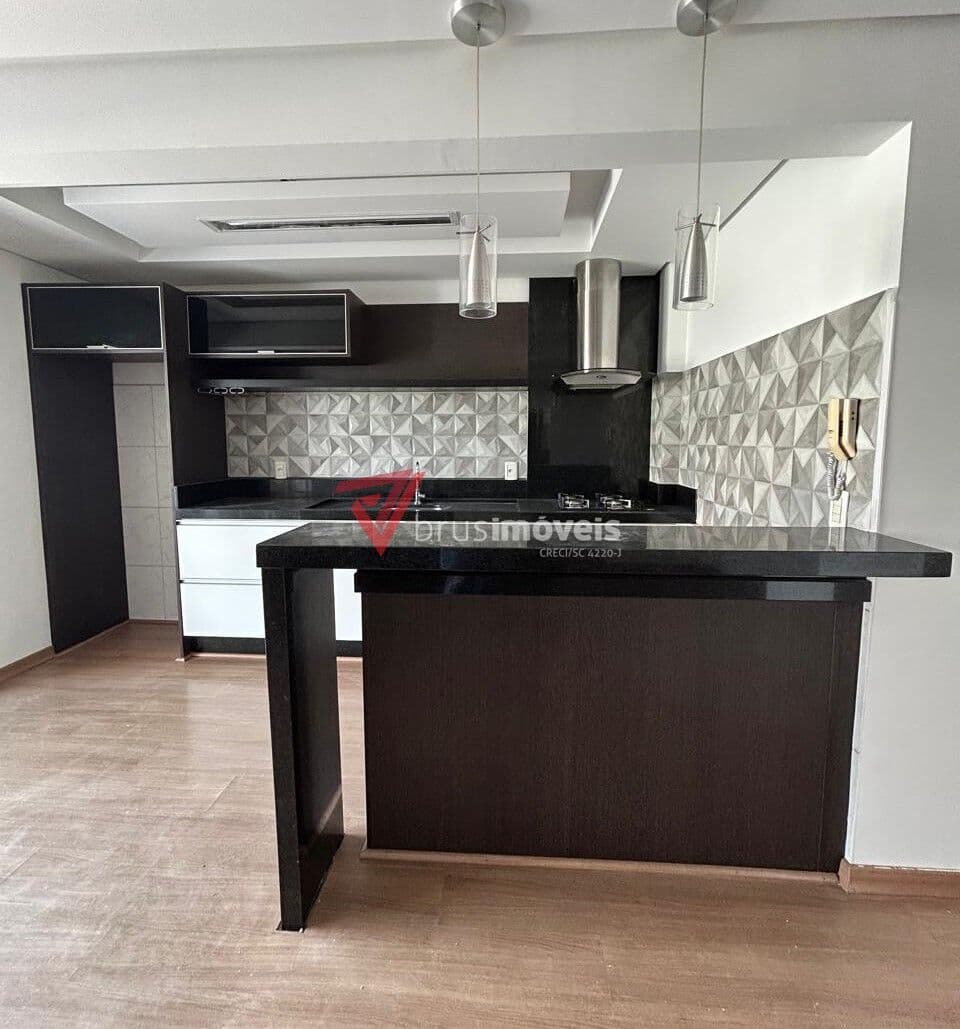 Apartamento no Bairro Santa Terezinha