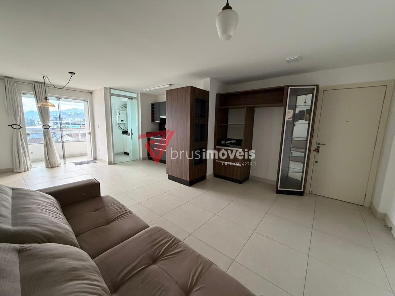 Apartamento Para Locação no Centro de Brusque/SC