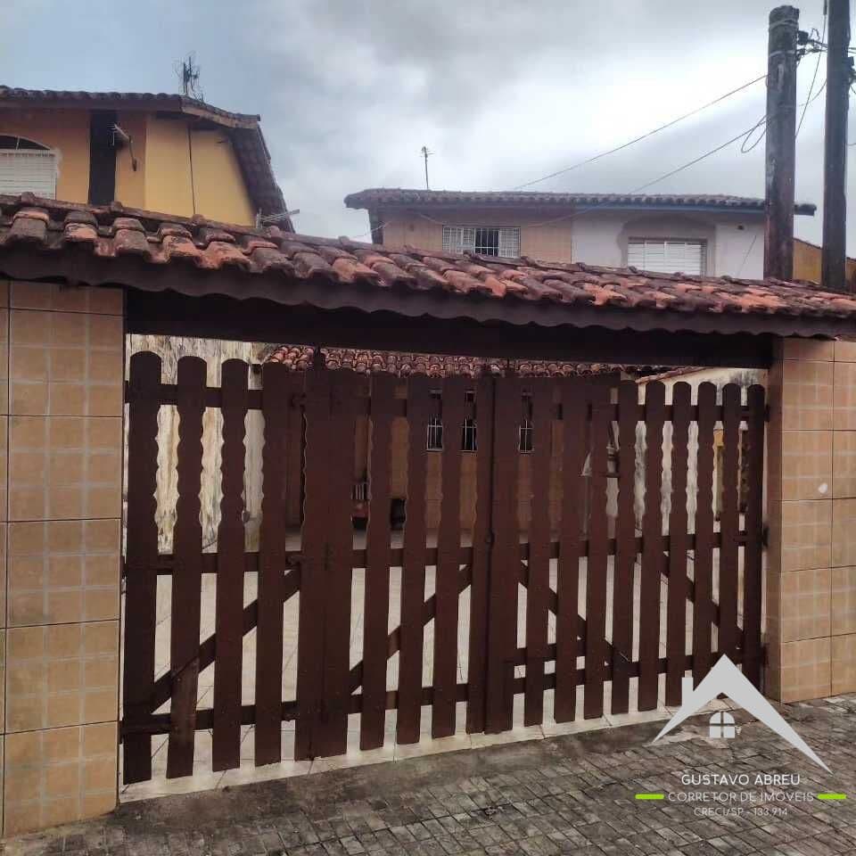 Sobrado 3 Dormitórios a 100m da Praia