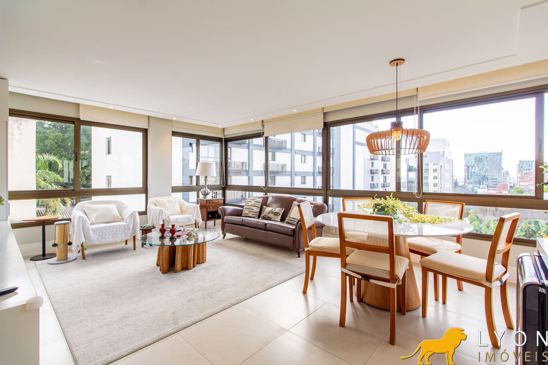 Apartamento 2 dormitórios à venda no bairro Auxiliadora - Porto Alegre/RS