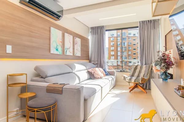 Apartamento mobiliado para venda no bairro Boa Vista, com 85m², 3 dormitórios, 1 suíte e 1 vaga.
