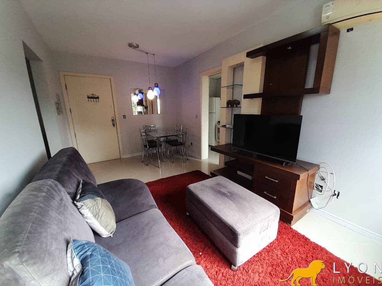 Apartamento mobiliado com 1 dormitório e 1 vaga
