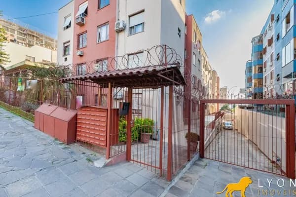 Apartamento Padrão próximo ao Colégio Doroteia