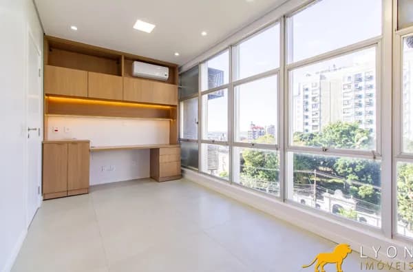 Sala/Conjunto em Porto Alegre - Auxiliadora
