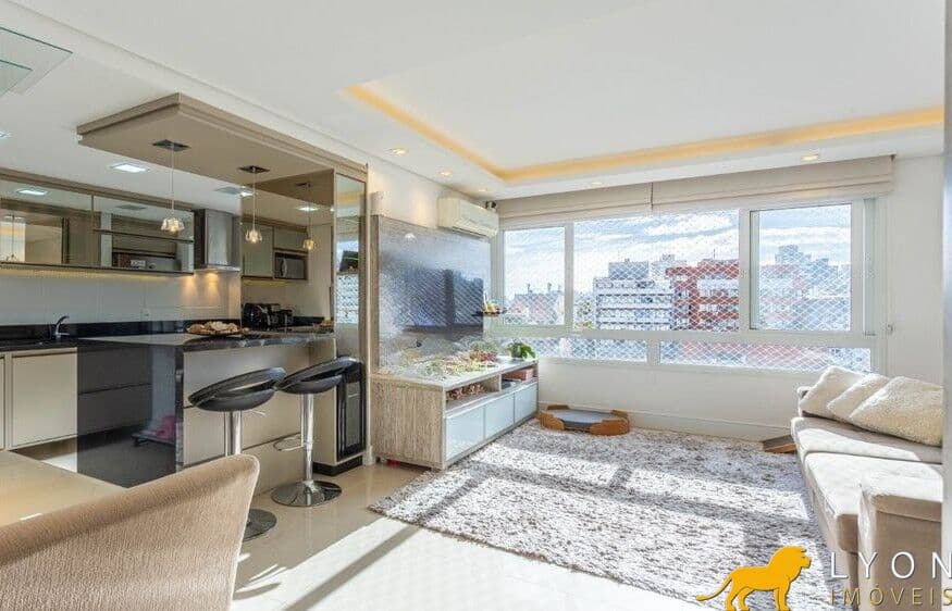 Apartamento 2 dormitórios,1 vaga e elevador no bairro Petrópolis