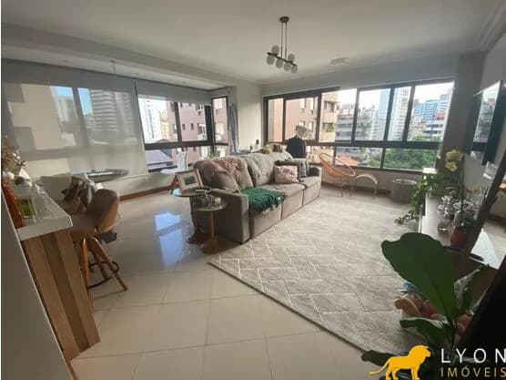 Apartamento em Porto Alegre - Petrópolis