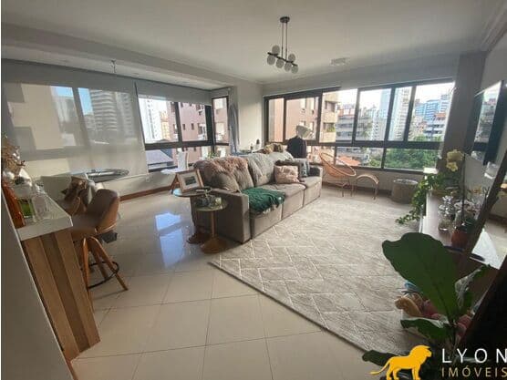 Apartamento em Porto Alegre - Petrópolis