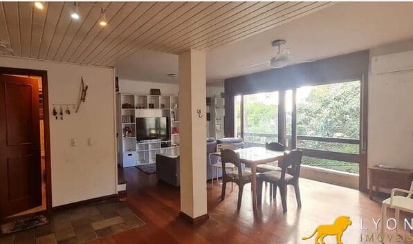 Apartamento 3 dormitórios 1 suíte para alugar no bairro Moinhos de Vento - Porto Alegre/RS