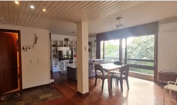 Apartamento 3 dormitórios 1 suíte para alugar no bairro Moinhos de Vento - Porto Alegre/RS