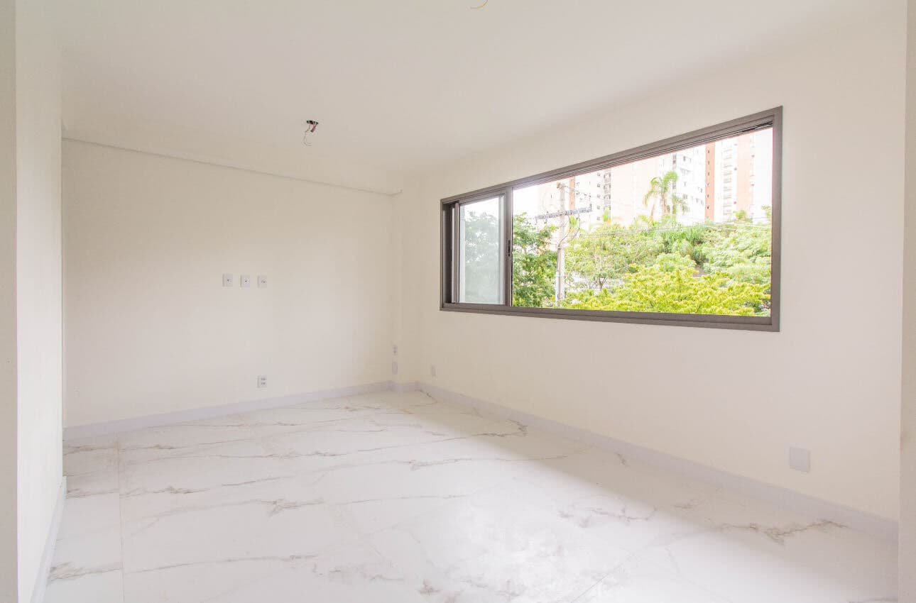 Apartamento de 1 dormitório para venda com vaga no bairro Central Parque em Porto Alegre