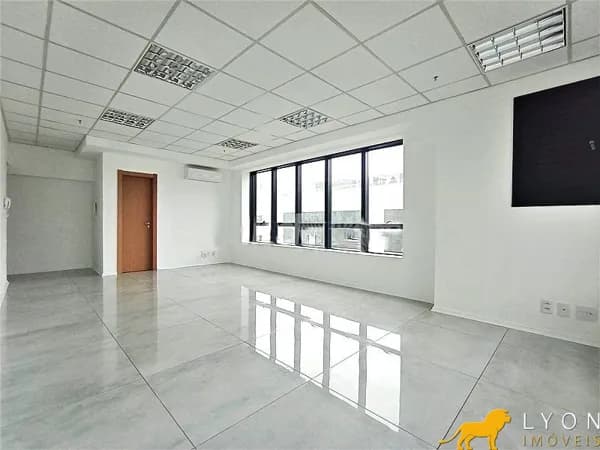 Sala comercial para alugar no bairro Independência - Porto Alegre/RS