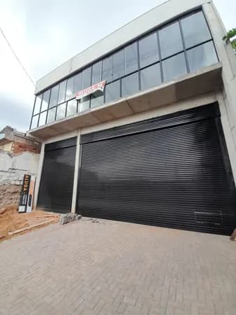 Loja NOVA em Avenida de grande fluxo
