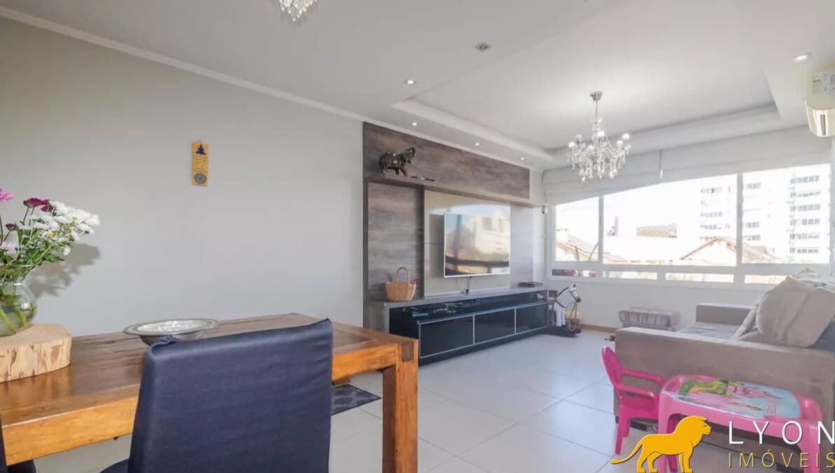 Apartamento 2 dormitórios, 1 suíte e 2 vagas