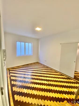 Apartamento Padrão com churrasqueira próximo ao Parcão