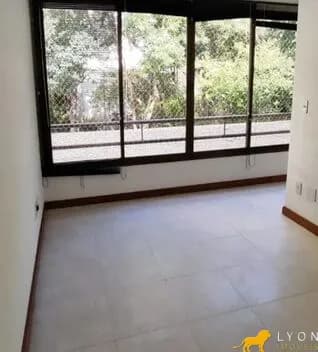Apartamento 1 dormitório à venda no bairro Floresta - Porto Alegre/RS