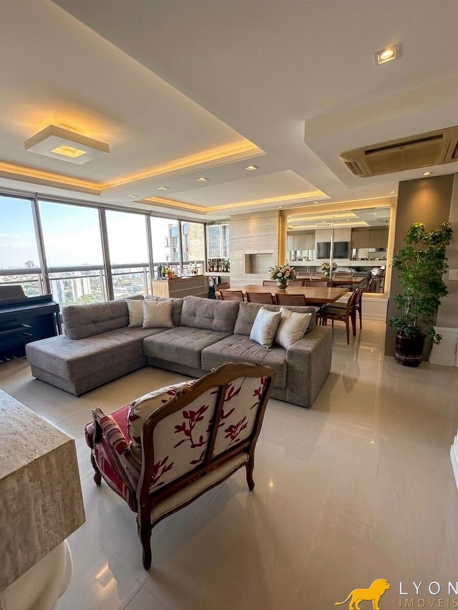 Apartamento de 3 dormitórios no bairro Três Figueiras, Porto Alegre/RS.